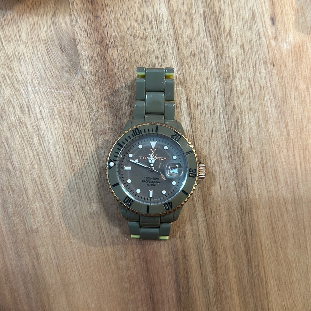 Toy watch